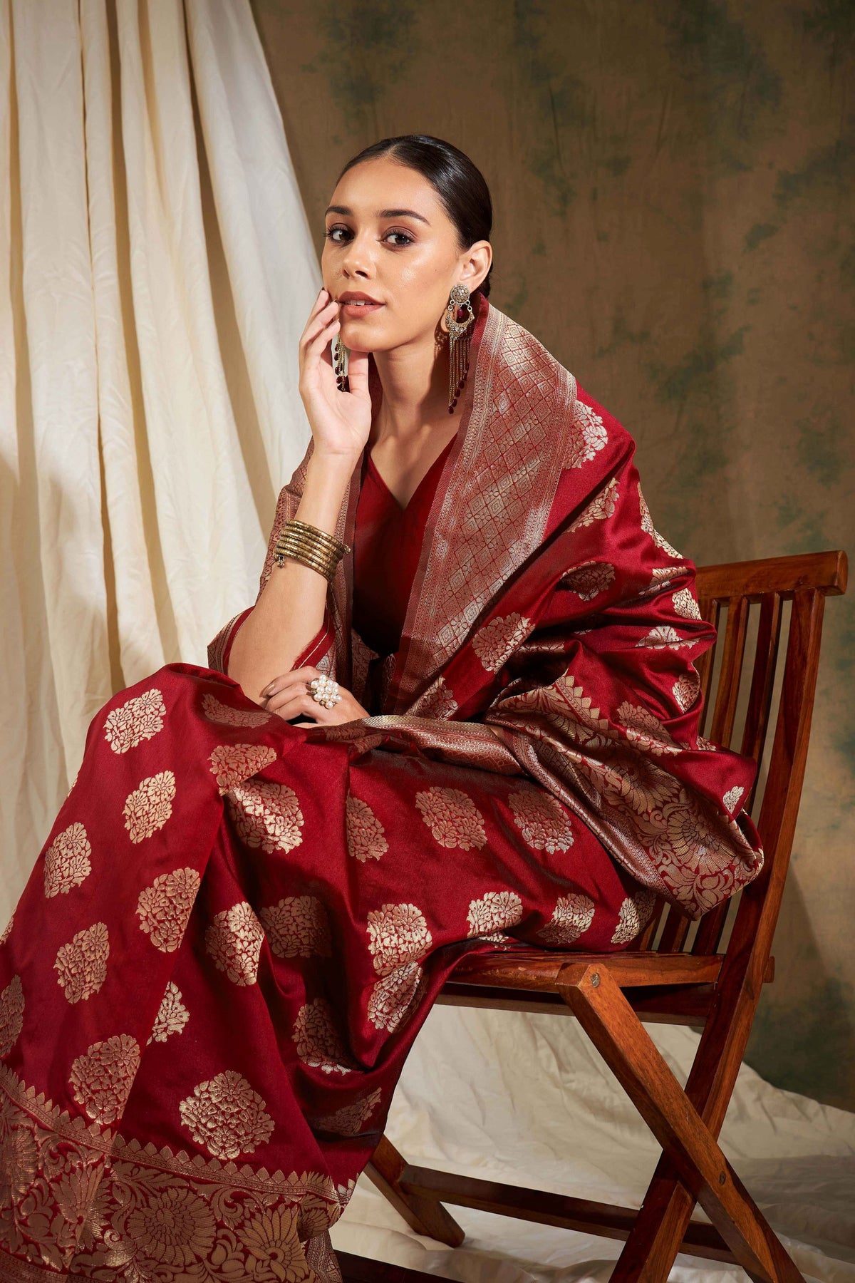 Women's Red Colour Weaving Work Saree