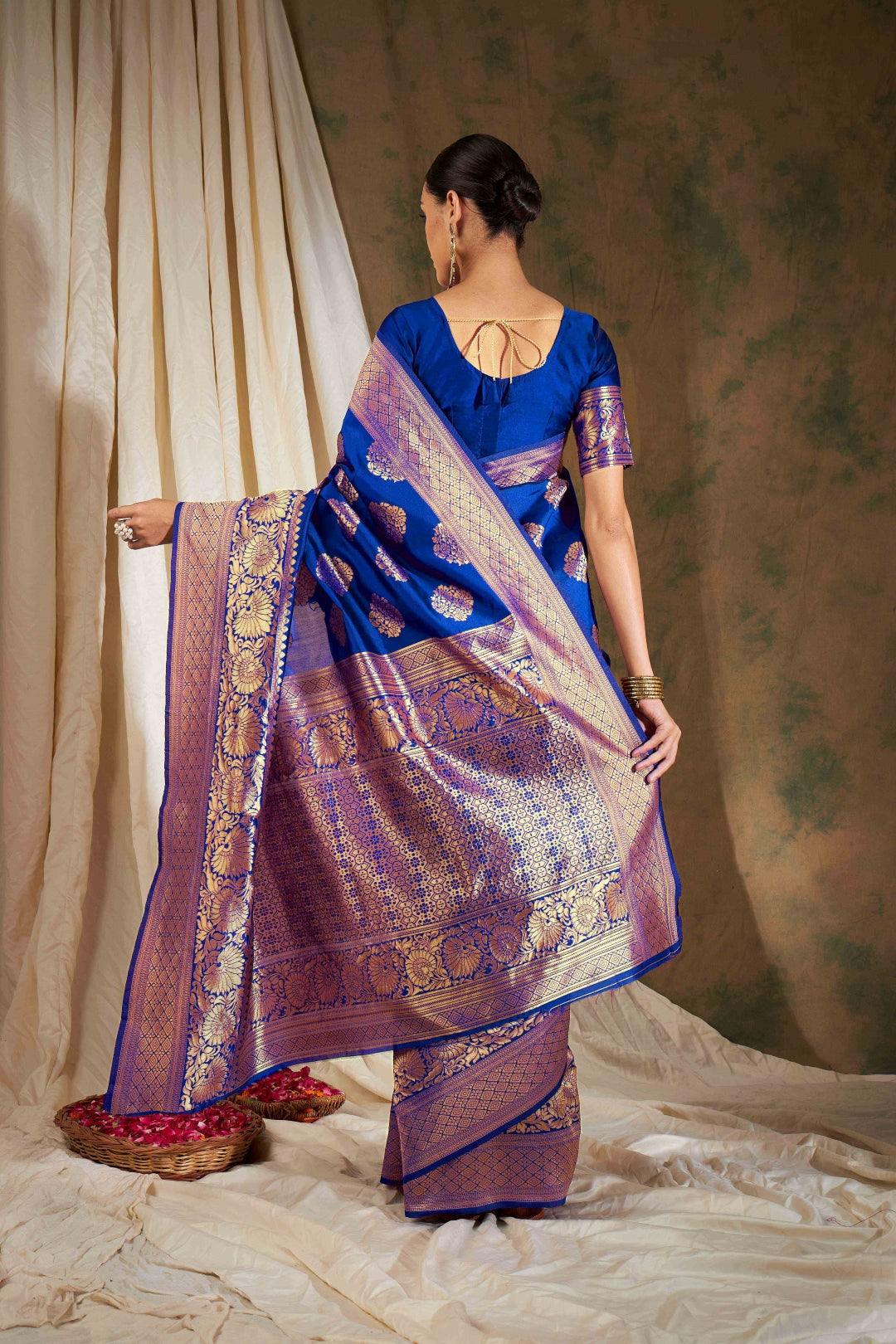 Women's Blue Colour Weaving Work Saree